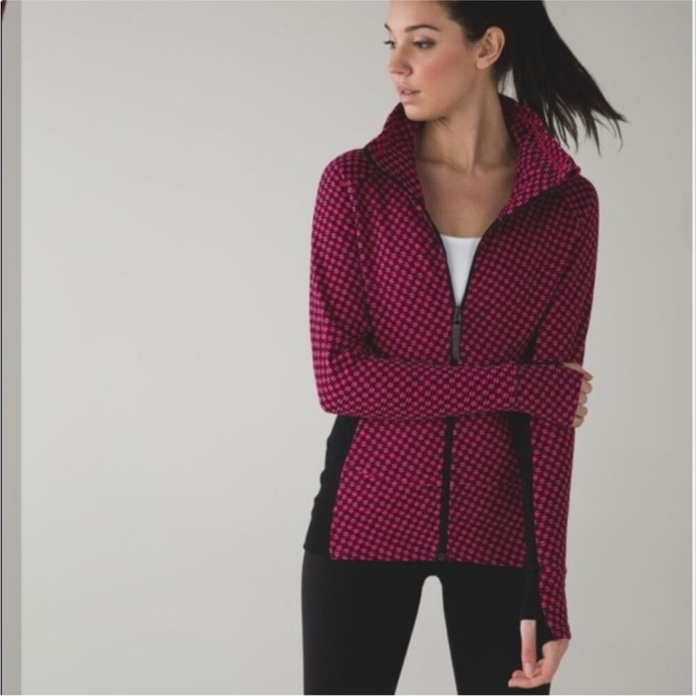 Lululemon Radiant Jacket Deep Dive Berry Rumble Hot Pink Black Zip Up 2